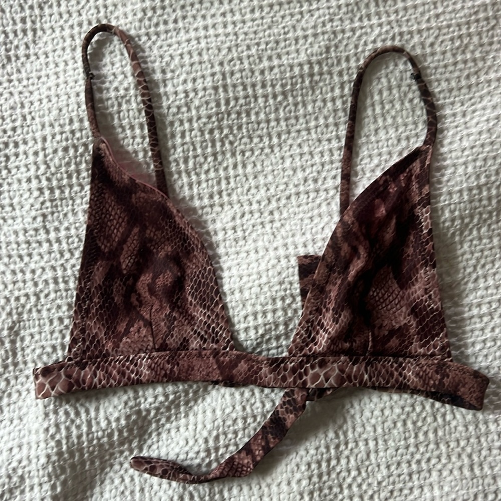 Snake bikini top